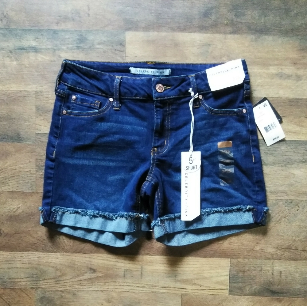 Celebrity Pink NWT Shorts Womens Size: 3/26